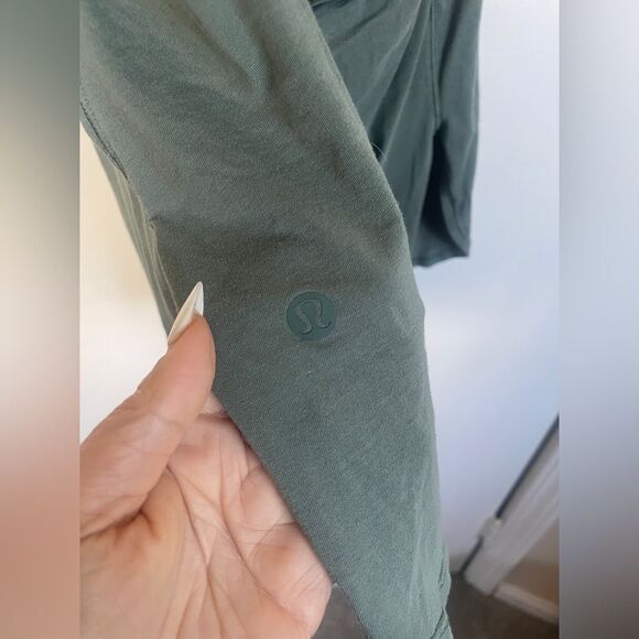 Lululemon Hit The Stride Tank Juniper Size 6 - Picture 7 of 8